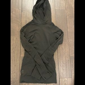 Lululemon x Barry’s thermal long sleeve in black